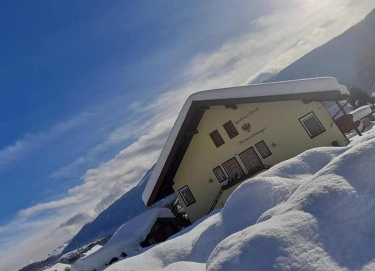 Отель Landhaus Tirol Прессеггер-Зе Экстерьер фото